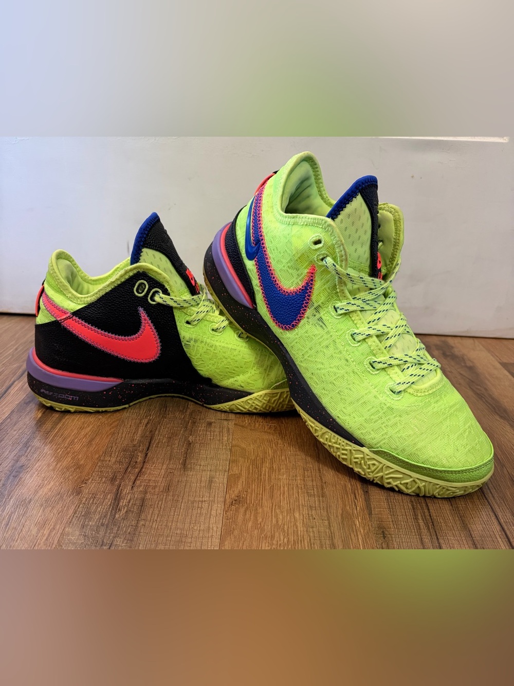 Nike Zoom LeBron NEXXT Gen Ghost Green Basketball Shoes Men’s Sz 9.5 DR8784 300